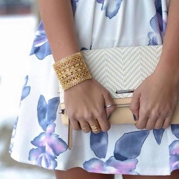 STELLA & DOT ‘Alila Lace Cuff’ Bracelet - Picture 3 of 10